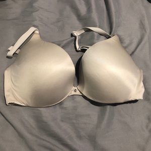 Victoria’s Secret 32 DDD Bra